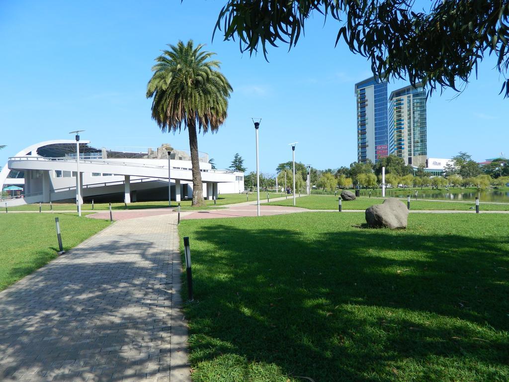 Chemi Saxli Apartment Batum Dış mekan fotoğraf