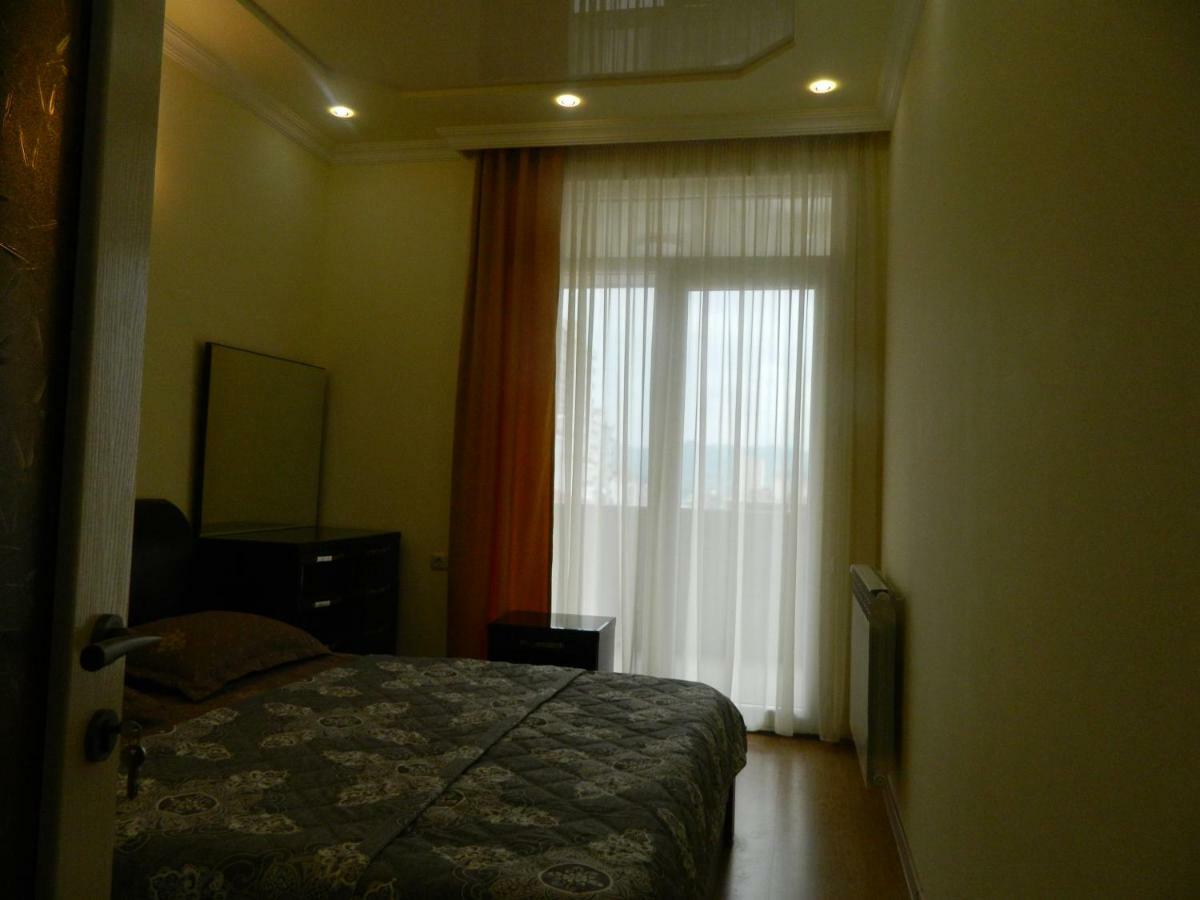 Chemi Saxli Apartment Batum Dış mekan fotoğraf
