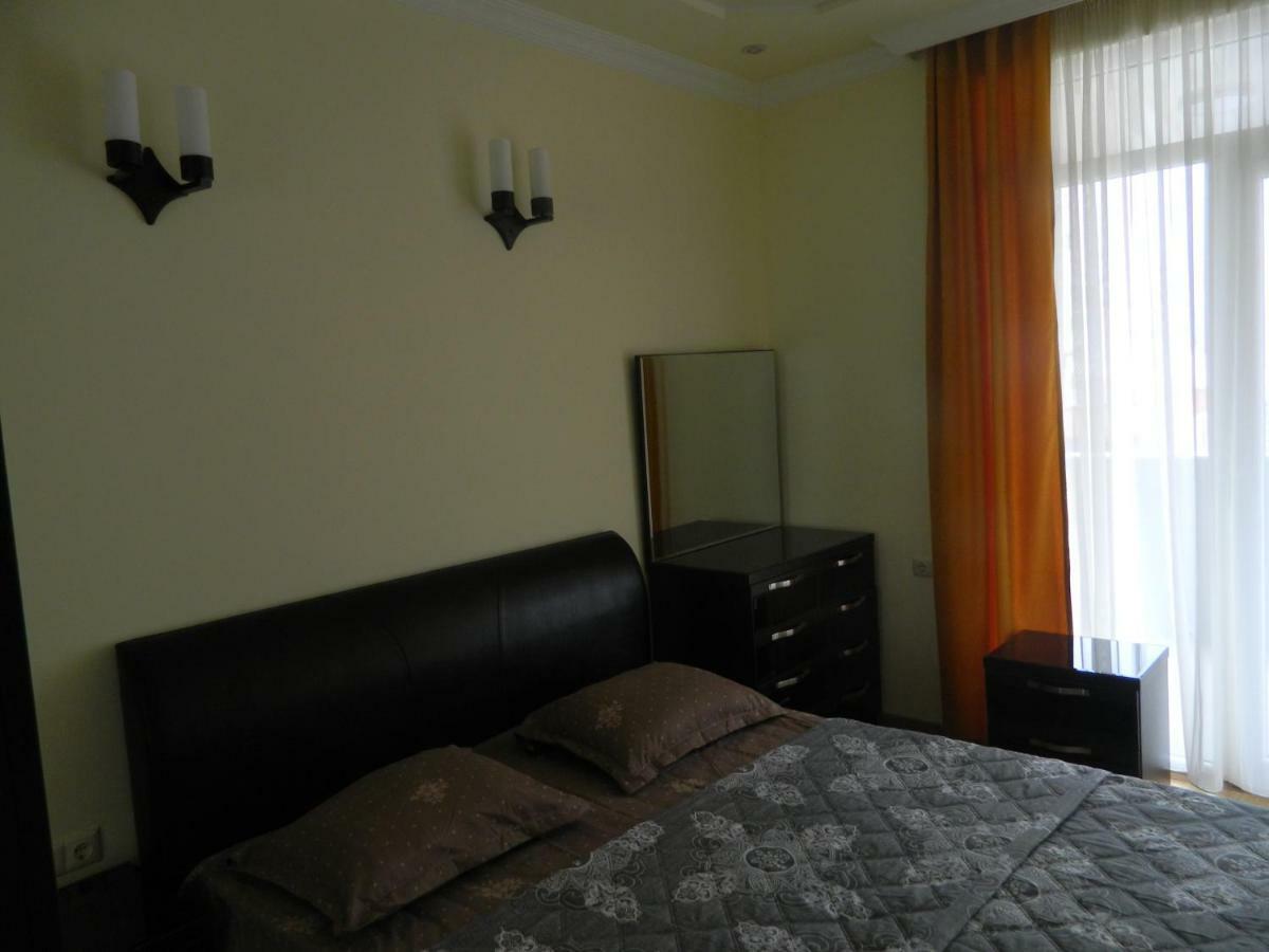 Chemi Saxli Apartment Batum Dış mekan fotoğraf