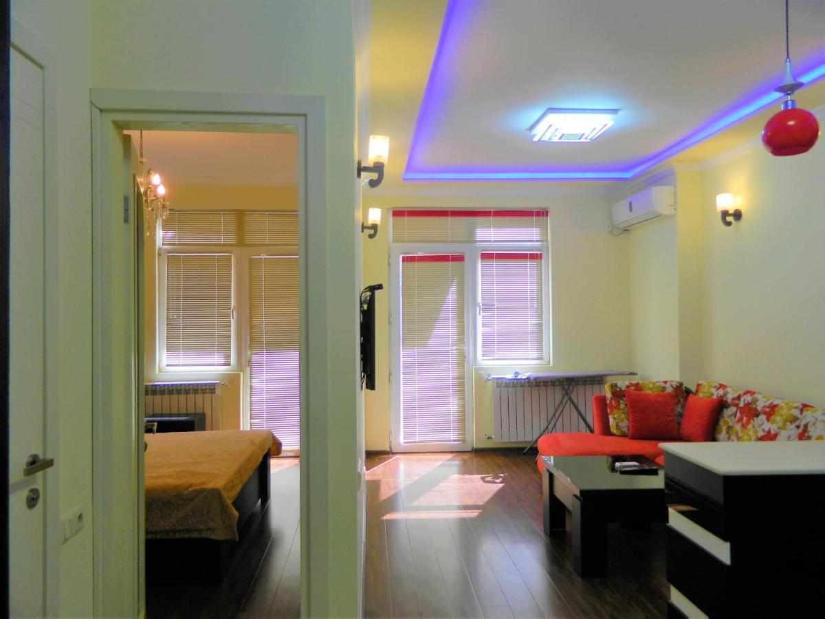 Chemi Saxli Apartment Batum Dış mekan fotoğraf